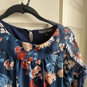 size small kids, used once, excellent condition!